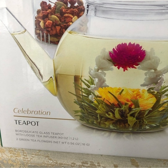 Teabloom Celebrating Glass Teapot with Tea Glass infuser - Picture 5 of 5